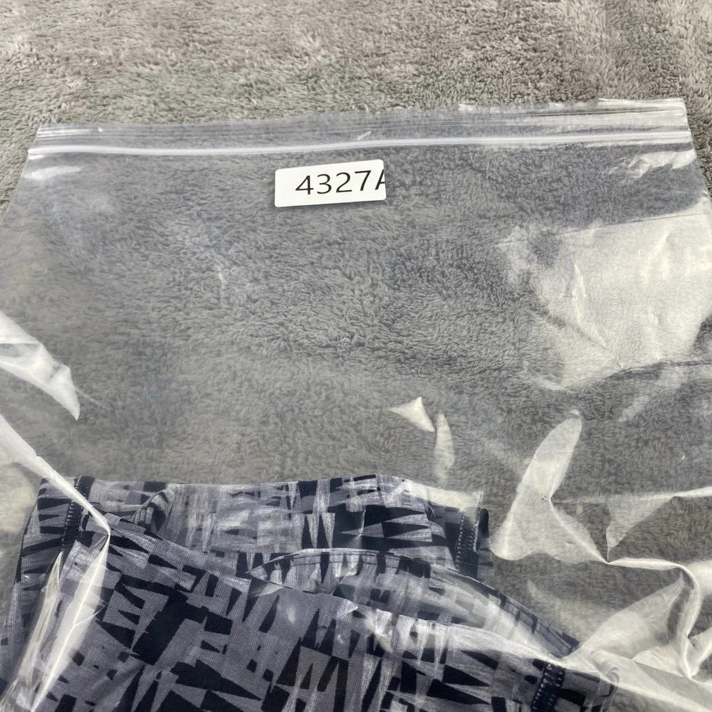 Lou & Grey Leggings Womens Small Geometric‎ Black Gray Workout Crop Stretch Mesh